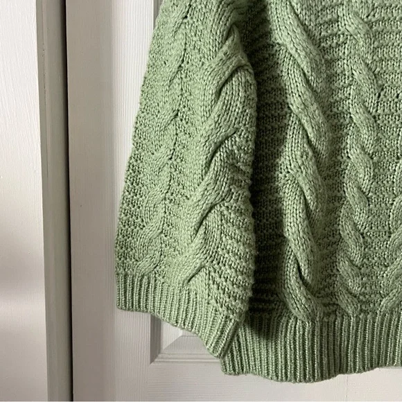 Princess Polly Oversized Cable Knit Sweater - Picture 2 of 5